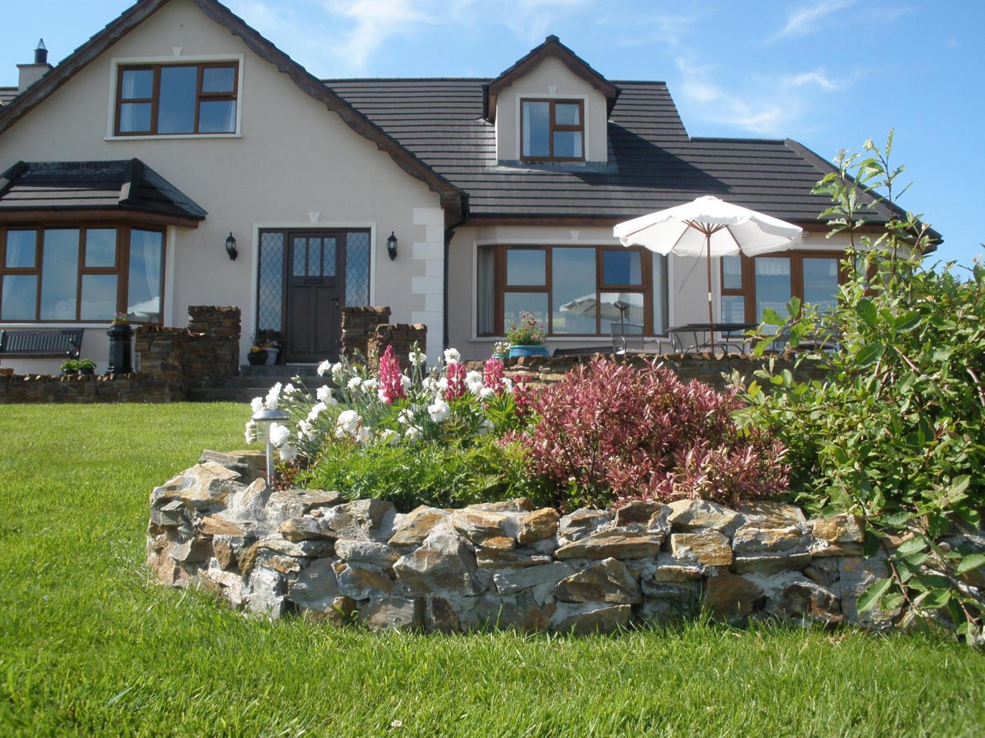 Inishowen Lodge B&B モビル エクステリア 写真